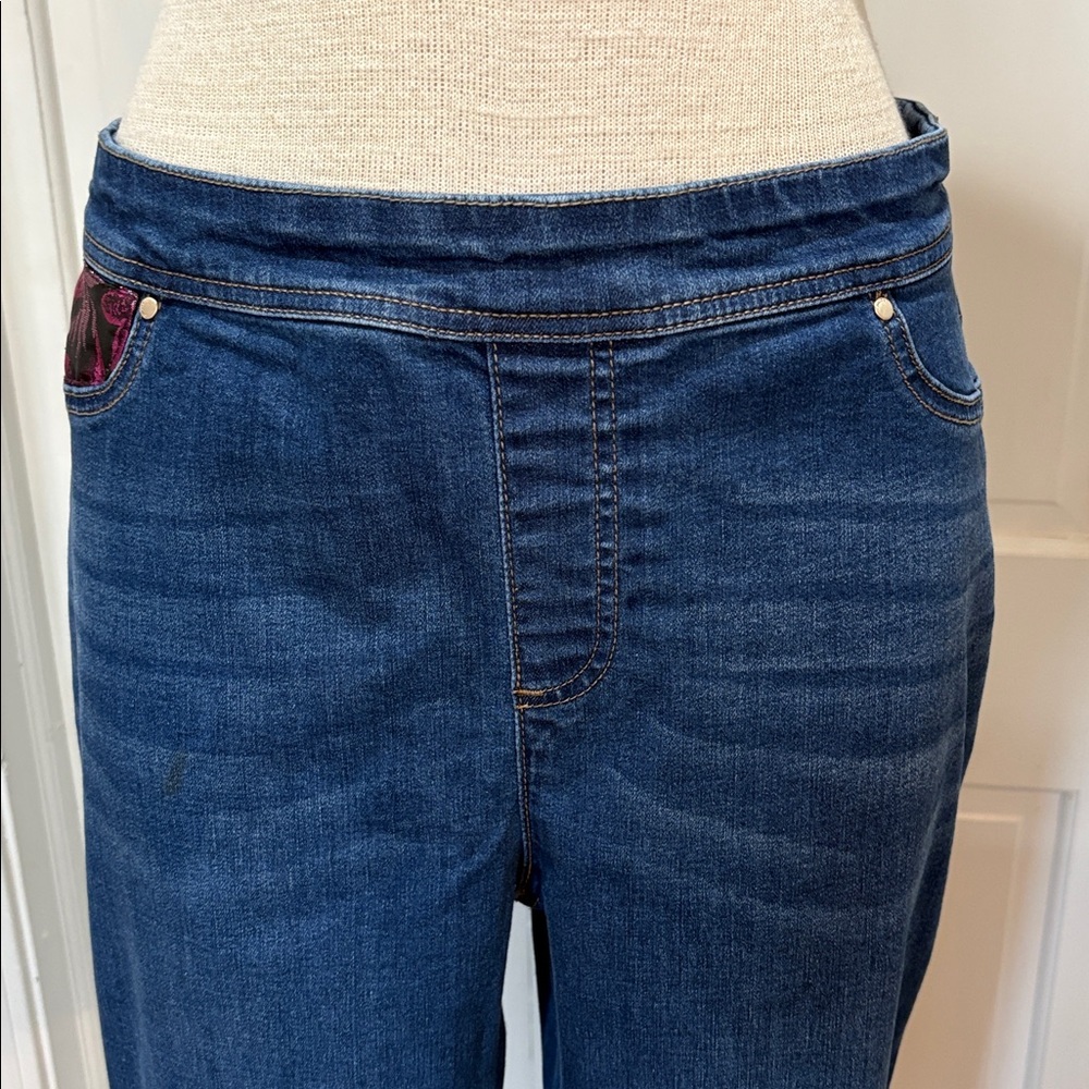 Chico’s perfect stretch girlfriend slim leg ankle sz 1.5 (10) jeans w/tapestry - Picture 2 of 9